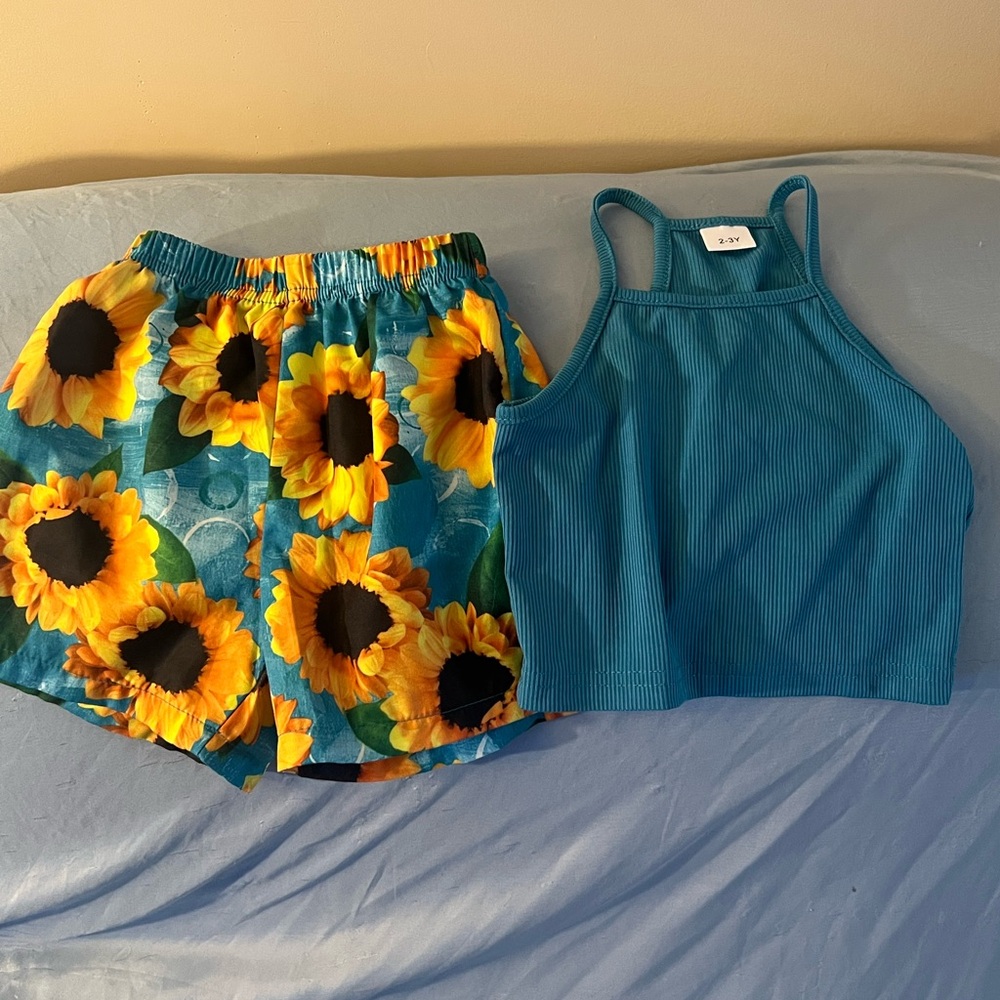 Sunflower Print Shorts Set with sleeveless top